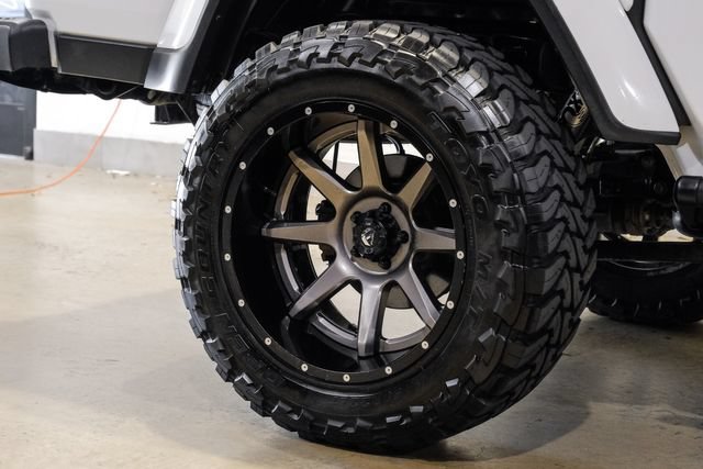 Used 2020 Jeep Gladiator Overland AWD/4WD image 35