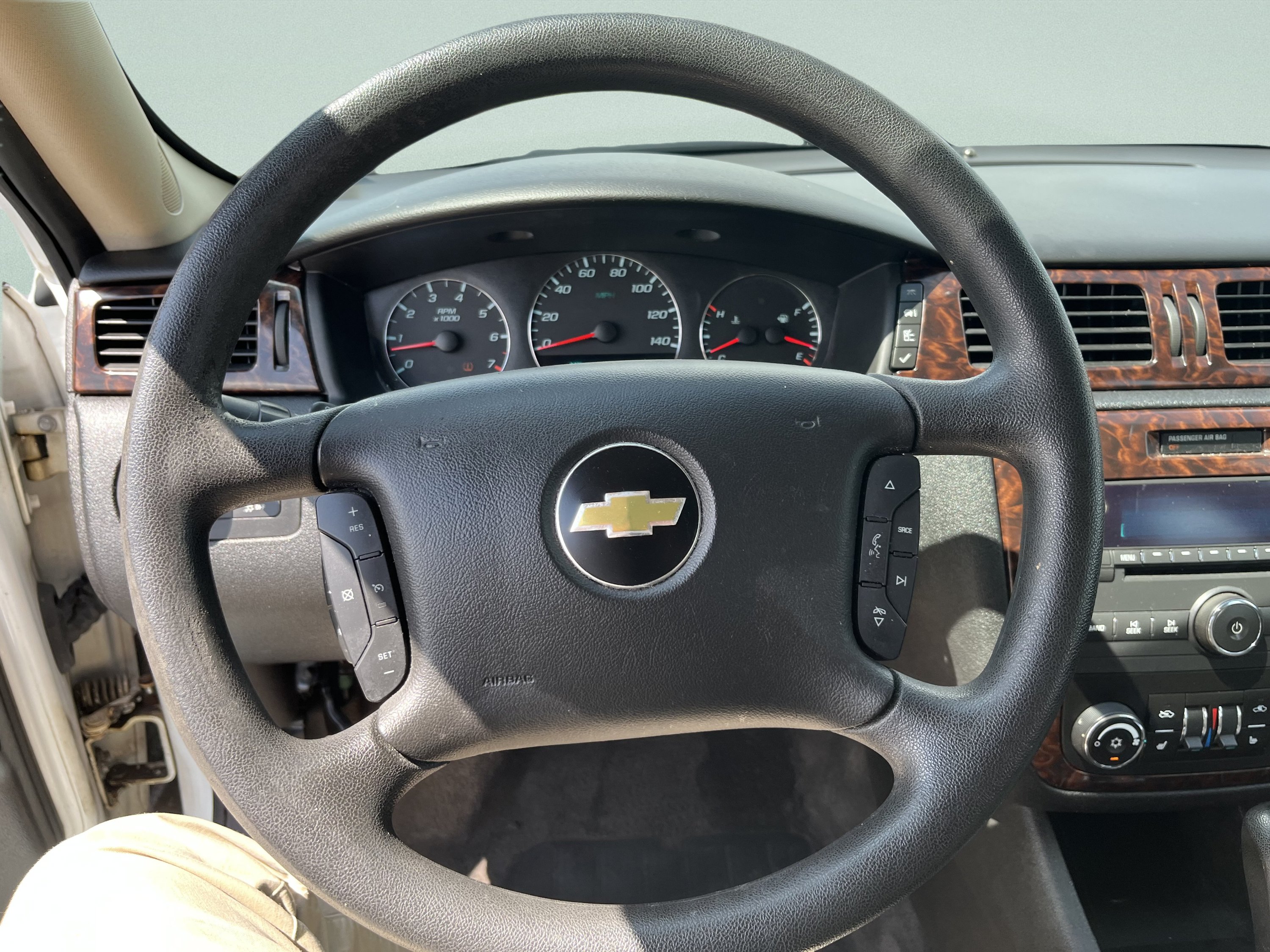 Used 2016 Chevrolet Impala LTZ FWD image 16