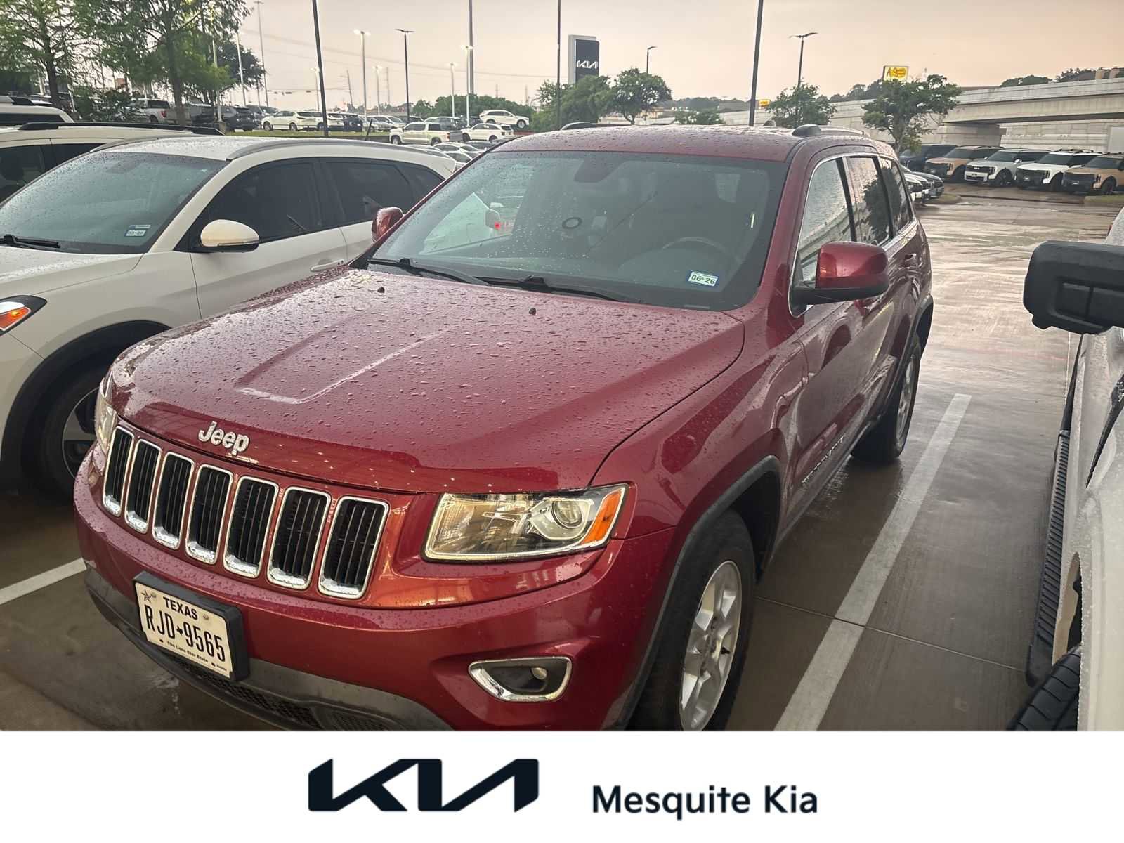 Used 2015 Jeep Grand Cherokee Laredo w/ Quick Order Package 23E RWD image 1