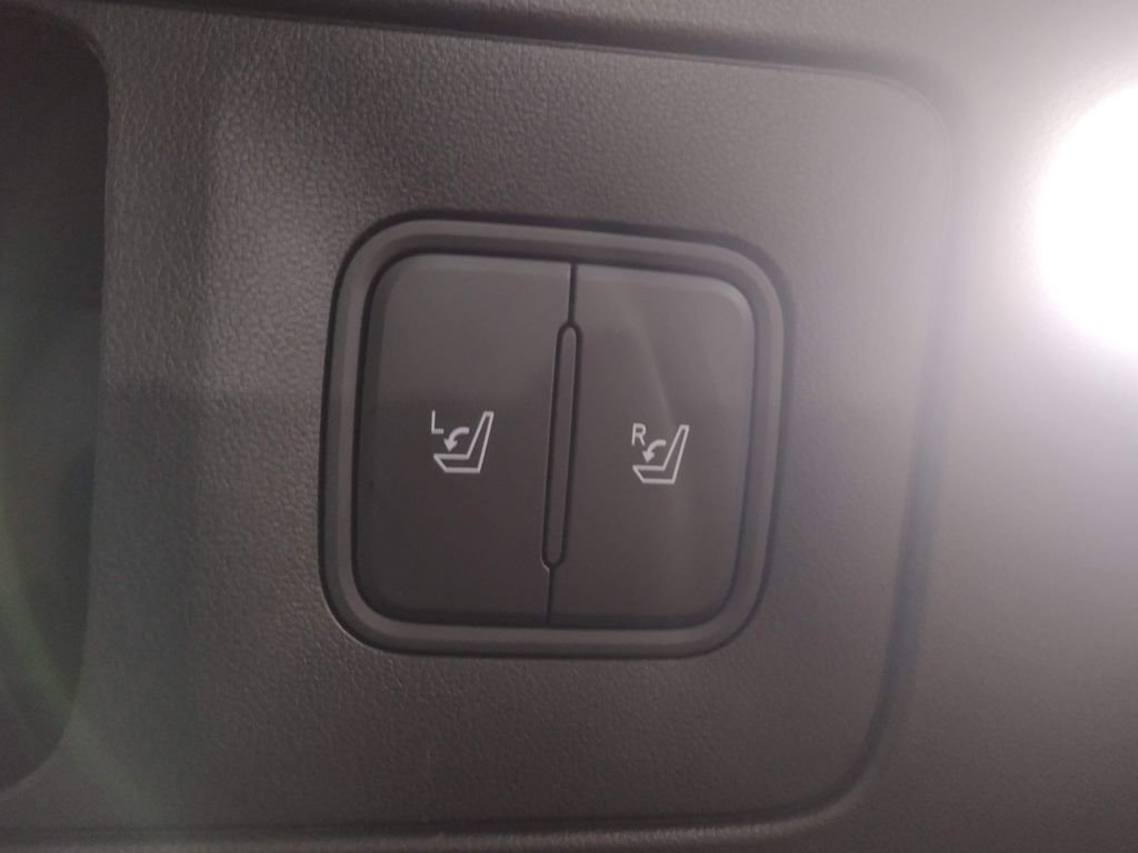 New 2026 Hyundai Ioniq 9 SEL image 15