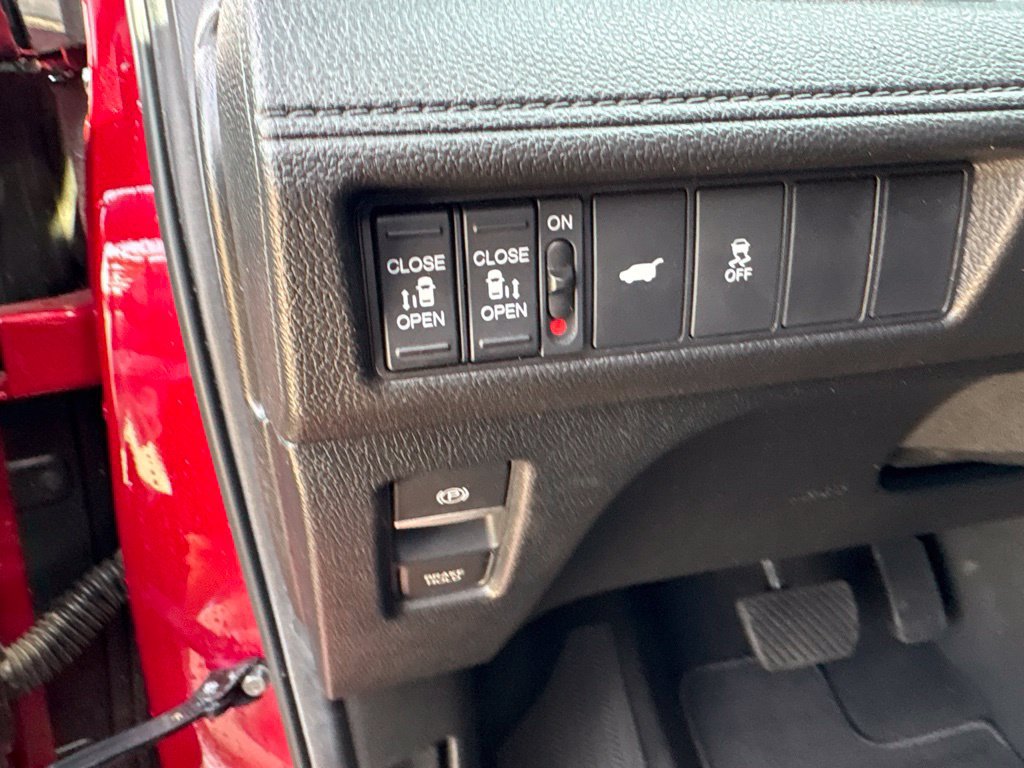 Used 2025 Honda Odyssey Sport-L image 15