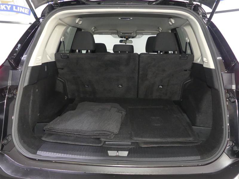 Used 2023 Nissan Rogue S FWD image 9