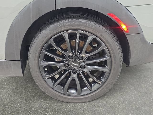 Used 2019 MINI Cooper Clubman ALL4 w/ Premium Package AWD/4WD image 30