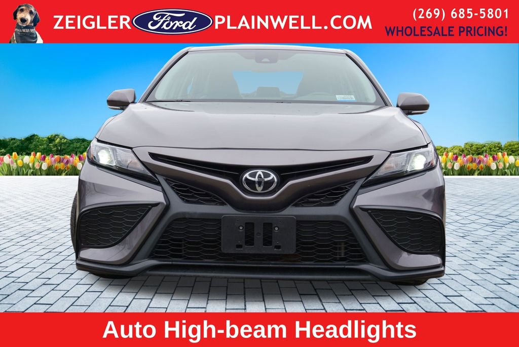Used 2024 Toyota Camry SE image 8