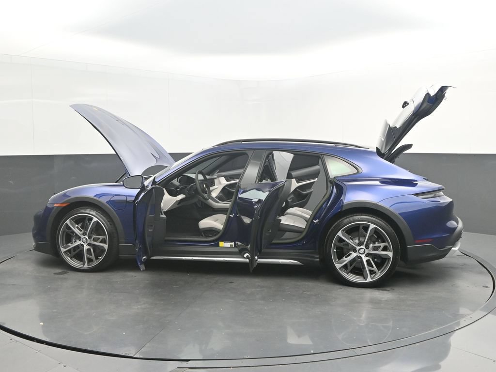 Certified 2023 Porsche Taycan 4 Cross Turismo AWD/4WD image 33