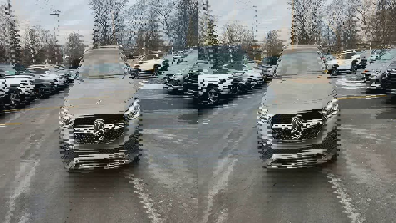 Used 2022 Mercedes-Benz GLA 250 4MATIC image 3