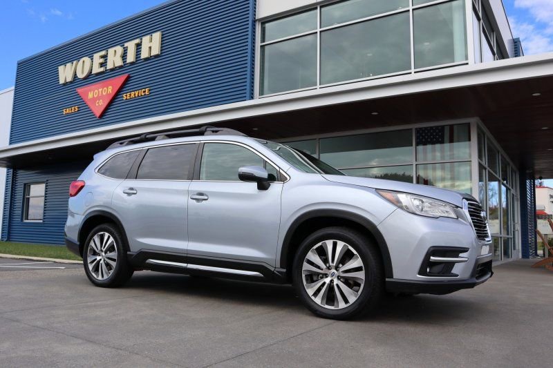 Used 2019 Subaru Ascent Limited image 1