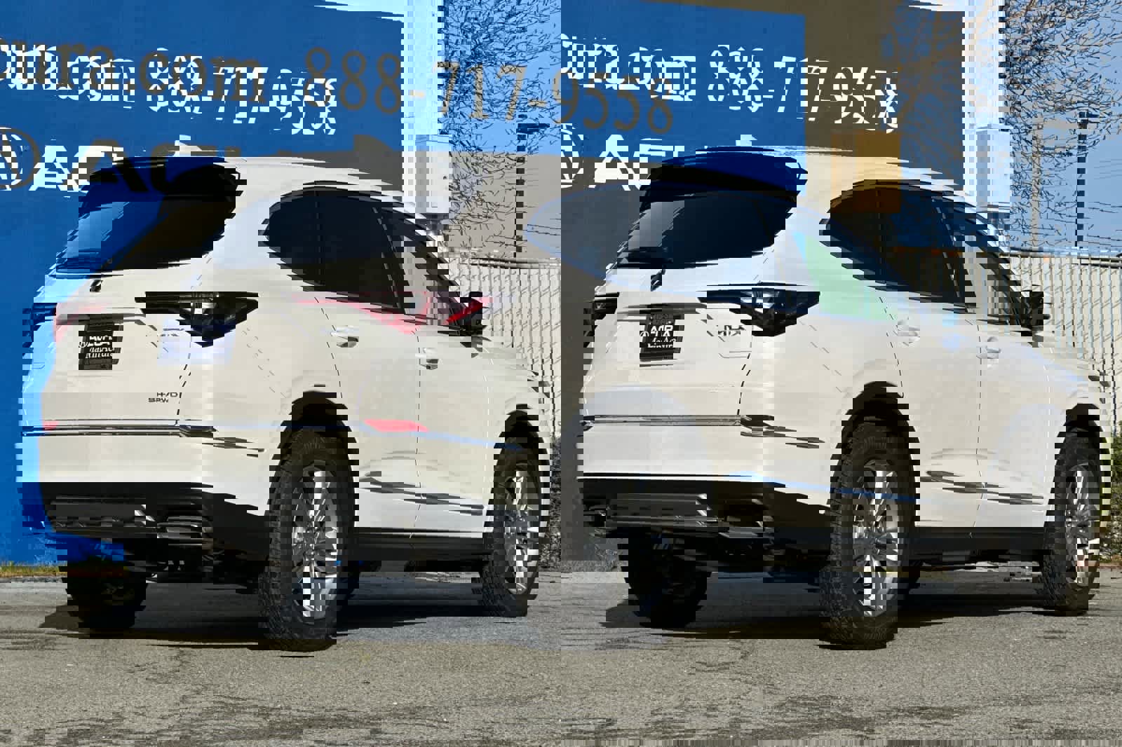 New 2025 Acura MDX SH-AWD image 4