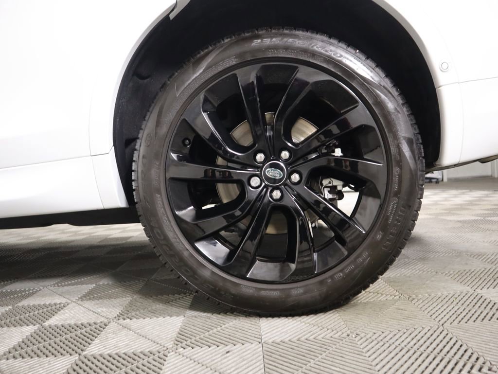 Used 2025 Land Rover Discovery Sport S image 30