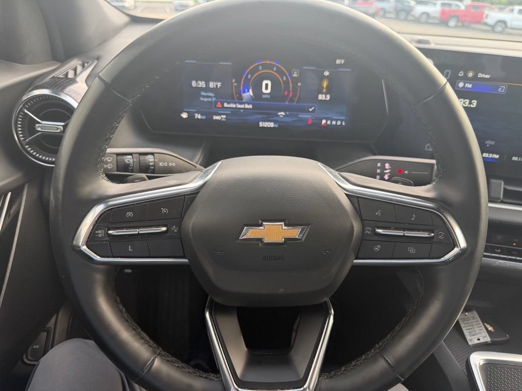 Used 2025 Chevrolet Equinox LT w/ Convenience Package II AWD/4WD image 16