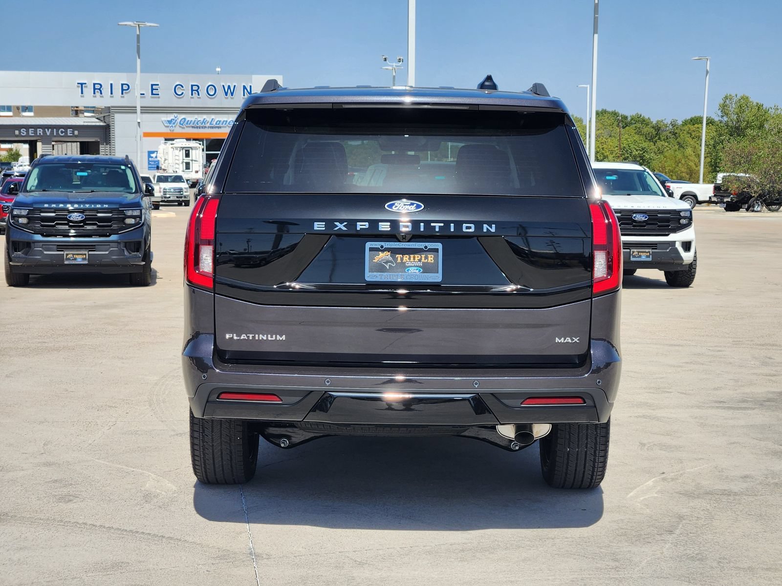 New 2027 Ford Expedition Max Platinum w/ Driver's Package RWD image 8