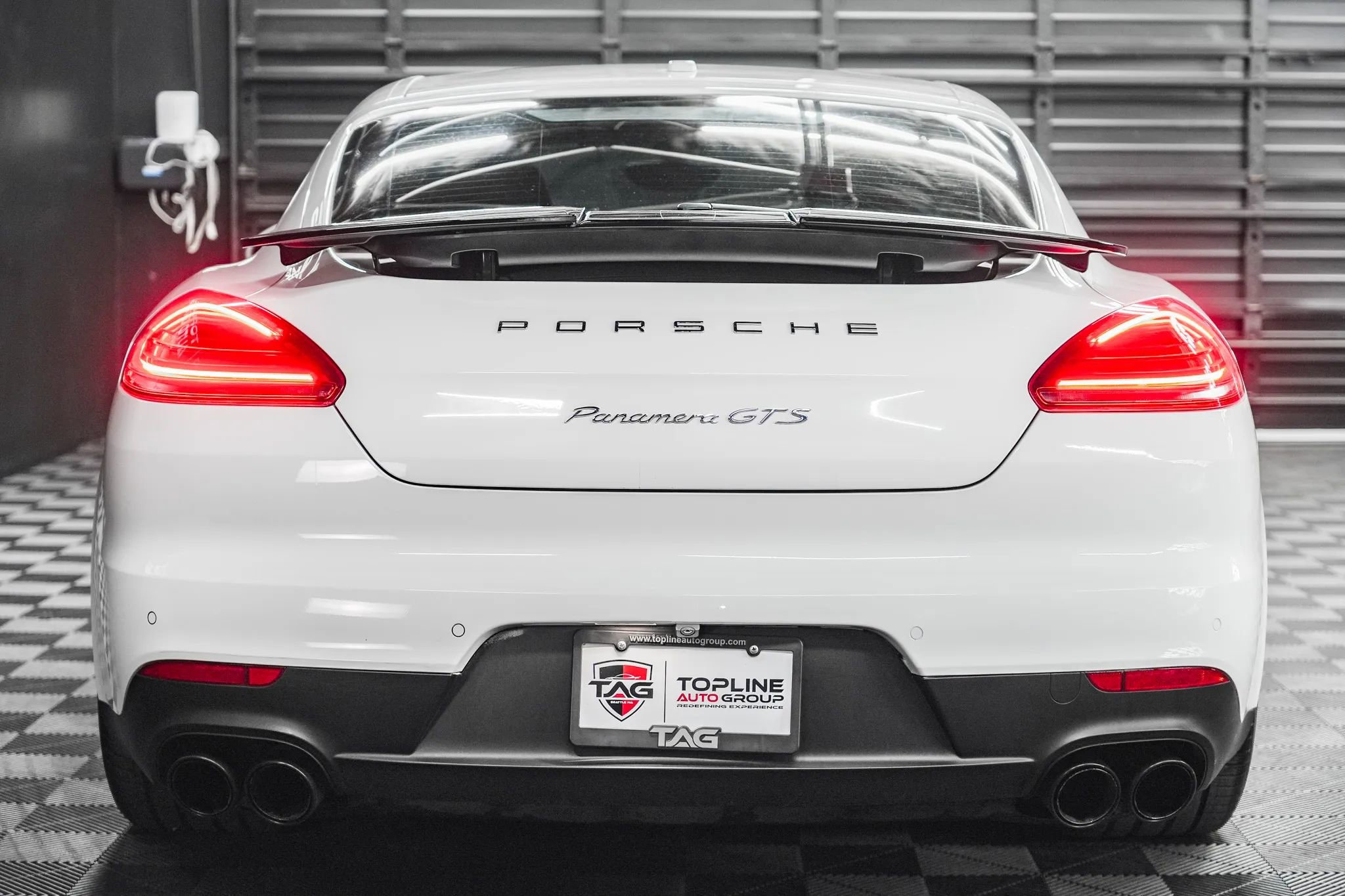 Used 2015 Porsche Panamera GTS w/ Premium Package Plus image 22