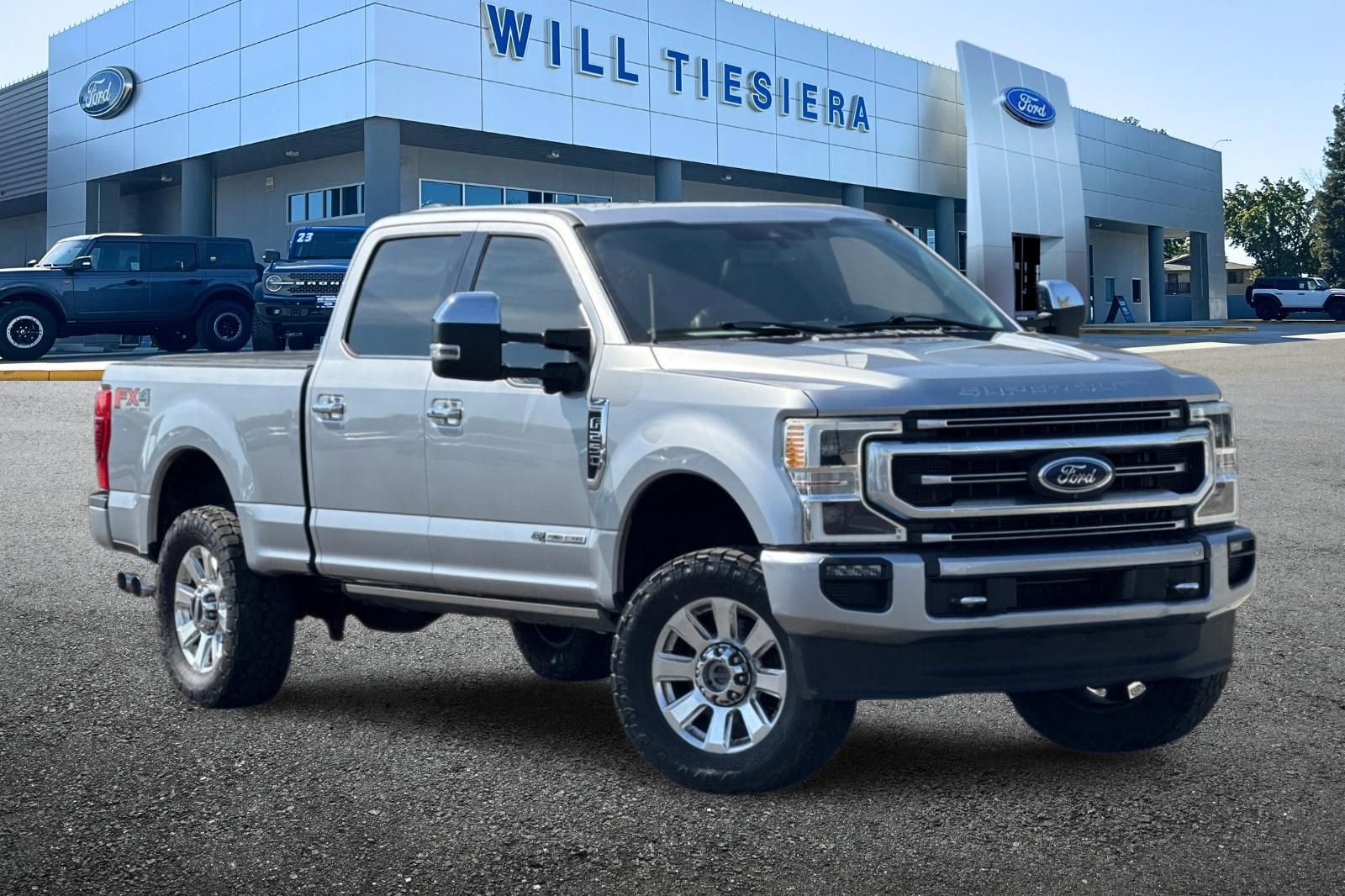Certified 2021 Ford F250 Platinum w/ FX4 Off-Road Package image 2