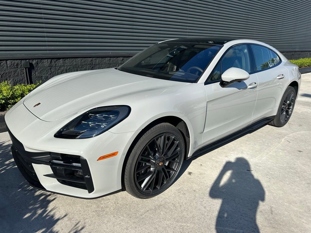 Used 2026 Porsche Panamera GTS AWD/4WD image 7