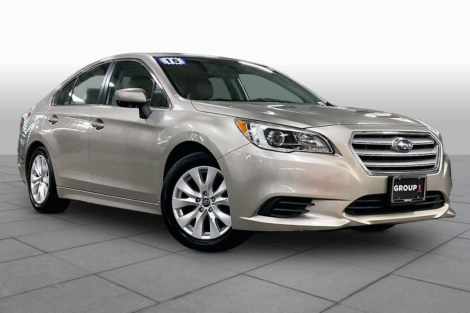 Used 2016 Subaru Legacy 2.5i Premium AWD/4WD image 3