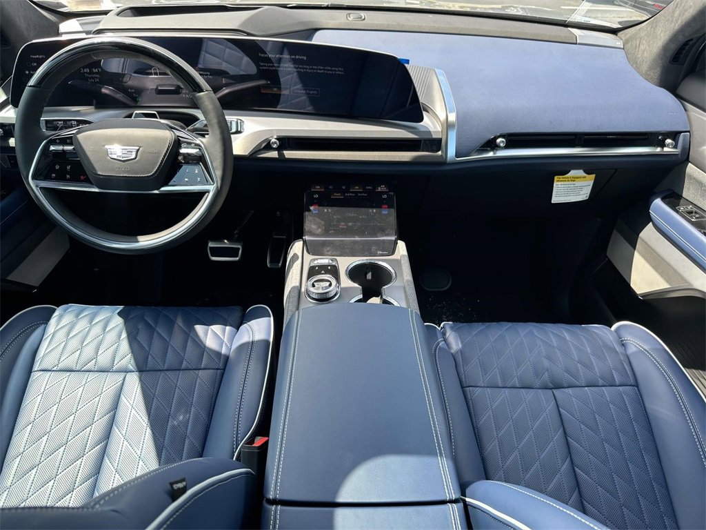 New 2026 Cadillac Vistiq Premium Luxury image 17