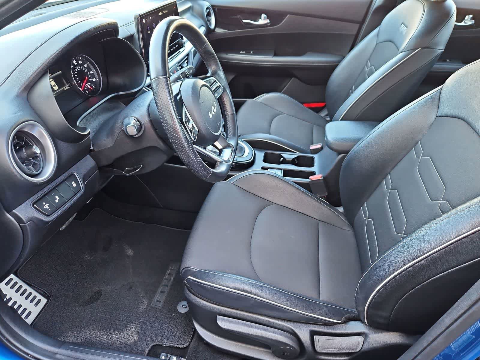 Used 2022 Kia Forte GT-Line w/ GT-Line Premium Package FWD image 16