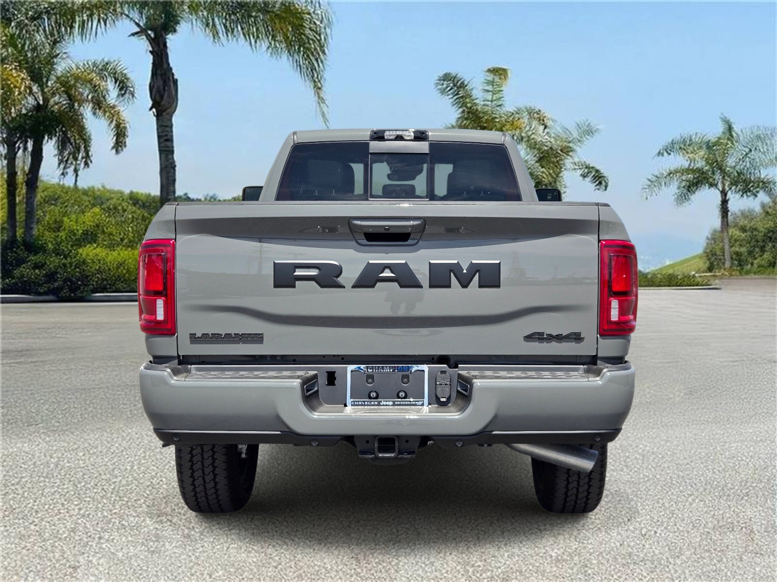 New 2026 RAM 2500 Laramie w/ Night Edition AWD/4WD image 5