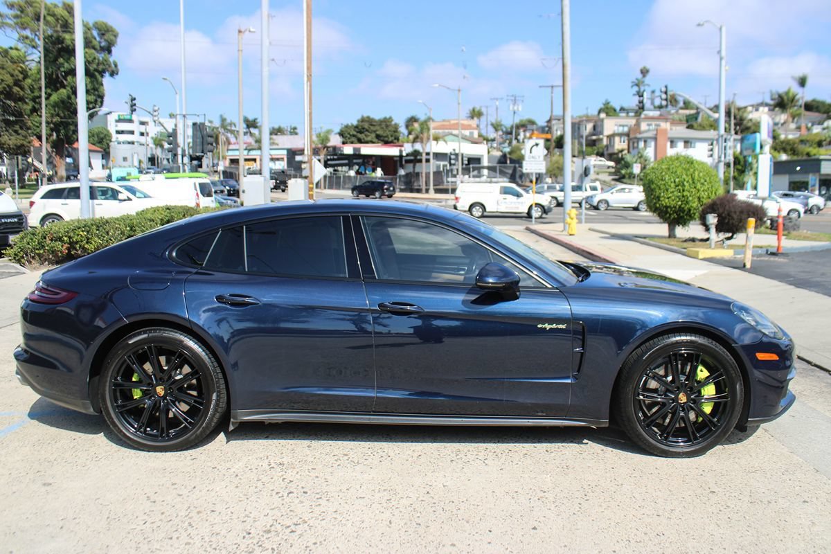 Used 2020 Porsche Panamera 4 E-Hybrid AWD/4WD image 7