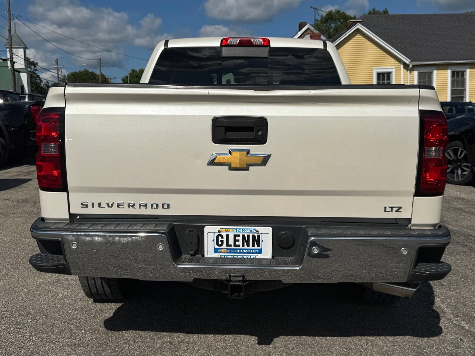Used 2015 Chevrolet Silverado 1500 LTZ w/ LTZ Plus Package AWD/4WD image 5