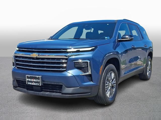 Used 2026 Chevrolet Traverse LT