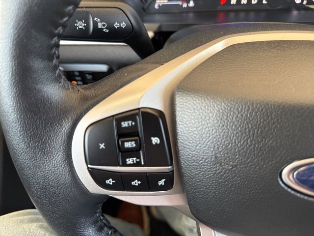 Used 2023 Ford Explorer XLT RWD image 15
