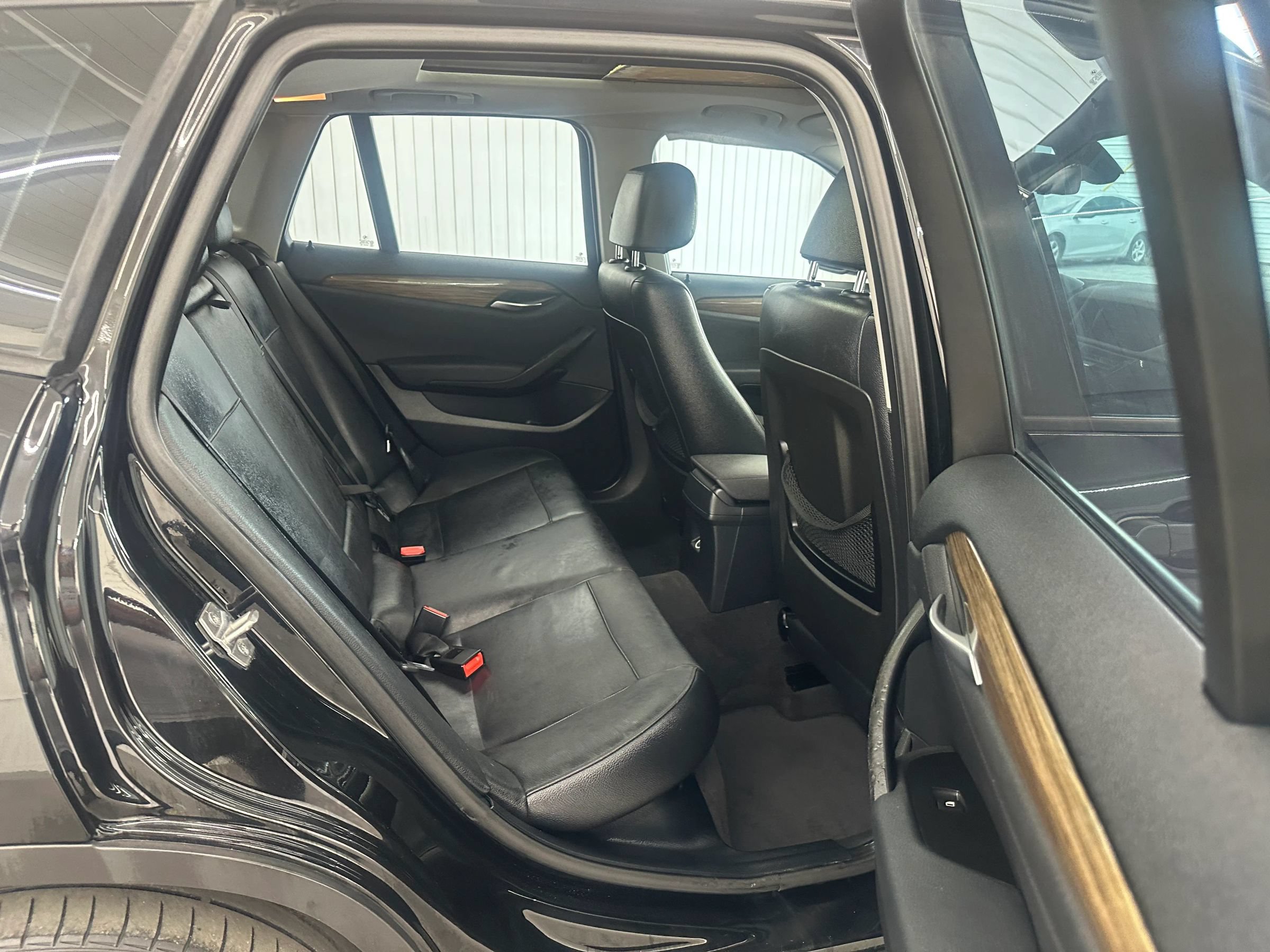 Used 2013 BMW X1 sDrive28i RWD image 12