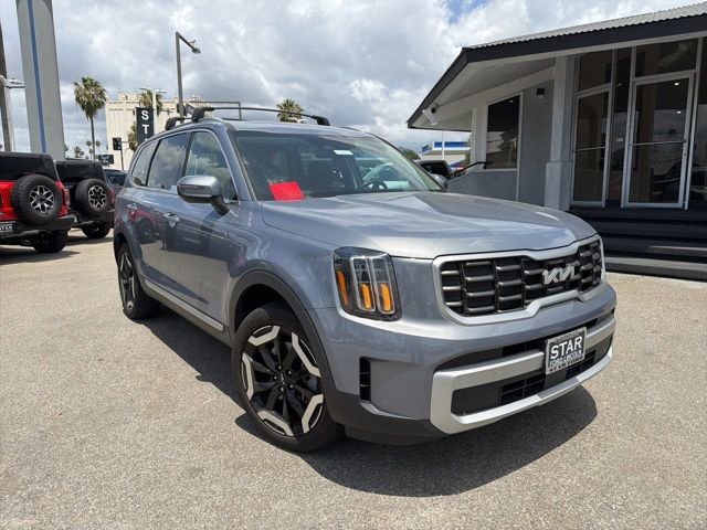Used 2024 Kia Telluride S w/ S Sunroof Package