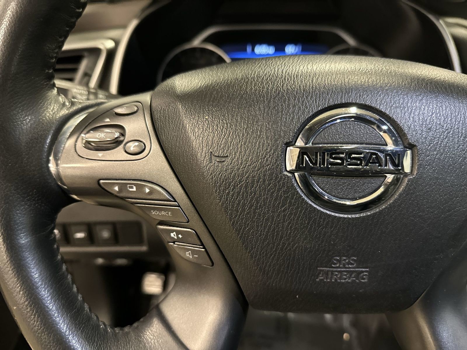 Used 2019 Nissan Murano Platinum w/ Cargo Package image 12