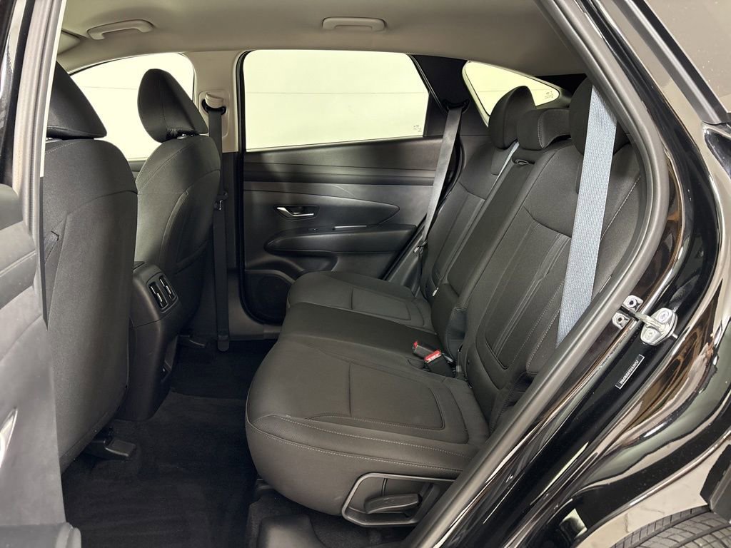 Certified 2025 Hyundai Tucson SEL FWD image 18