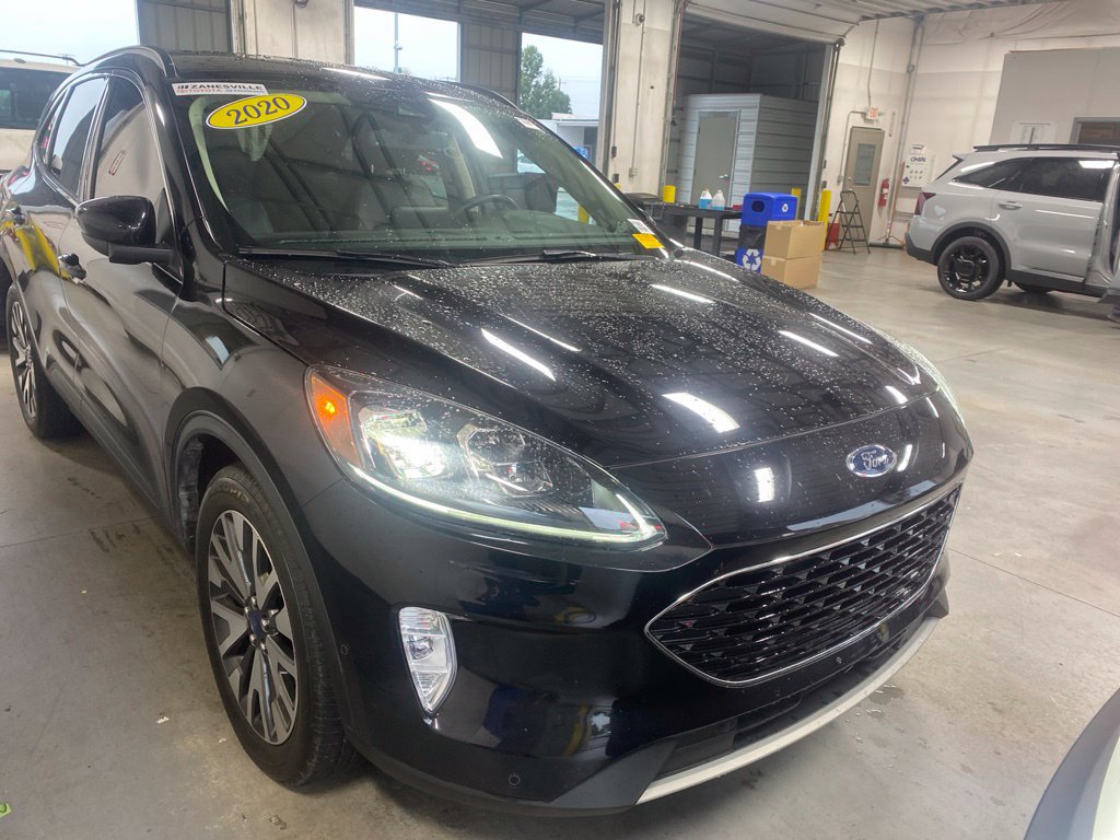 Used 2020 Ford Escape Titanium AWD/4WD image 1