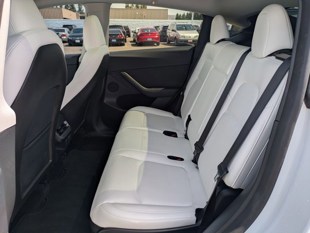 Used 2024 Tesla Model Y Long Range image 19