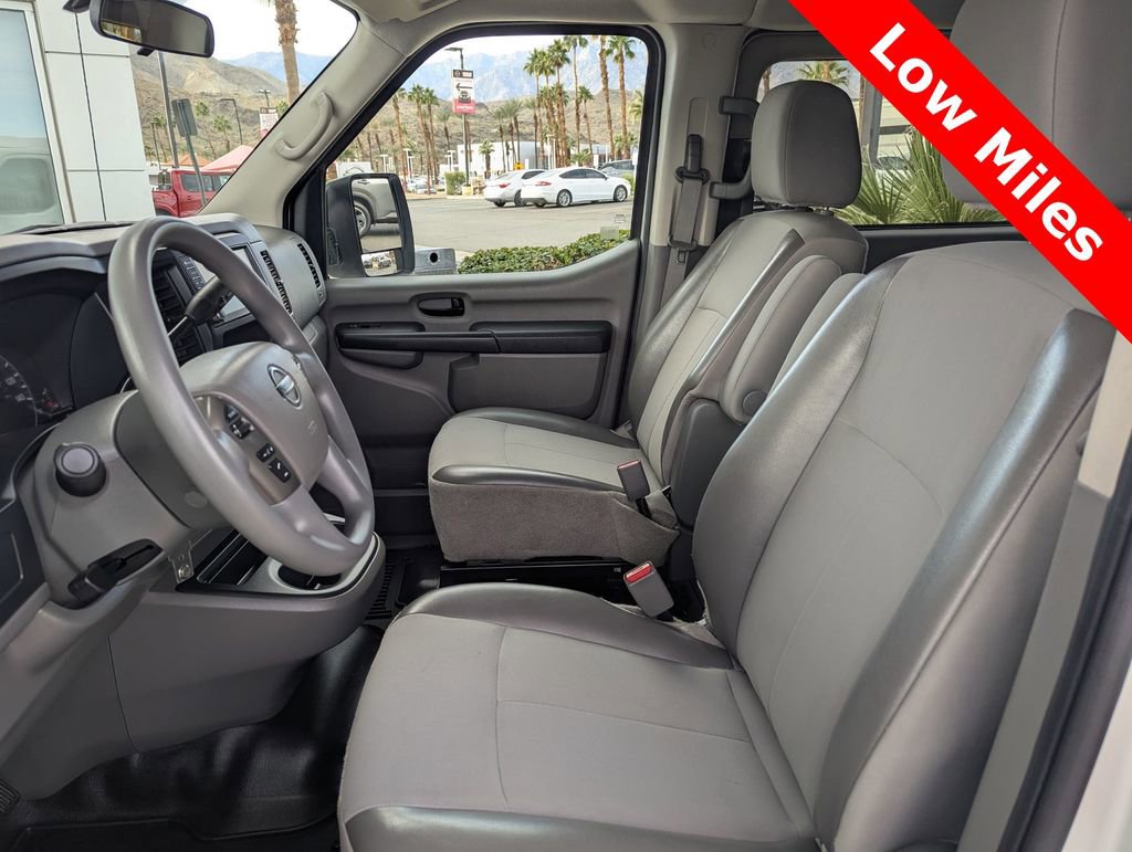Used 2020 Nissan NV 3500 S image 12