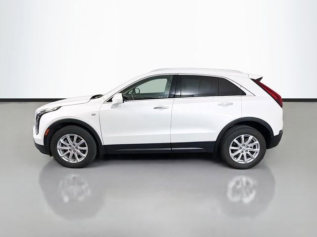 Used 2023 Cadillac XT4 Luxury w/ Cold Weather Package AWD/4WD image 4