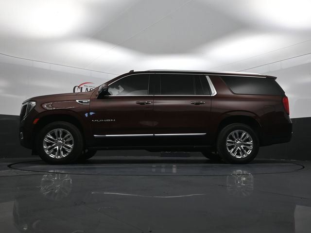 Used 2023 GMC Yukon XL SLT w/ SLT Luxury Package image 24