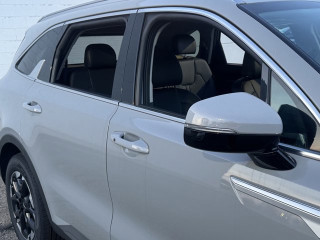 New 2026 Kia Sorento S FWD image 8
