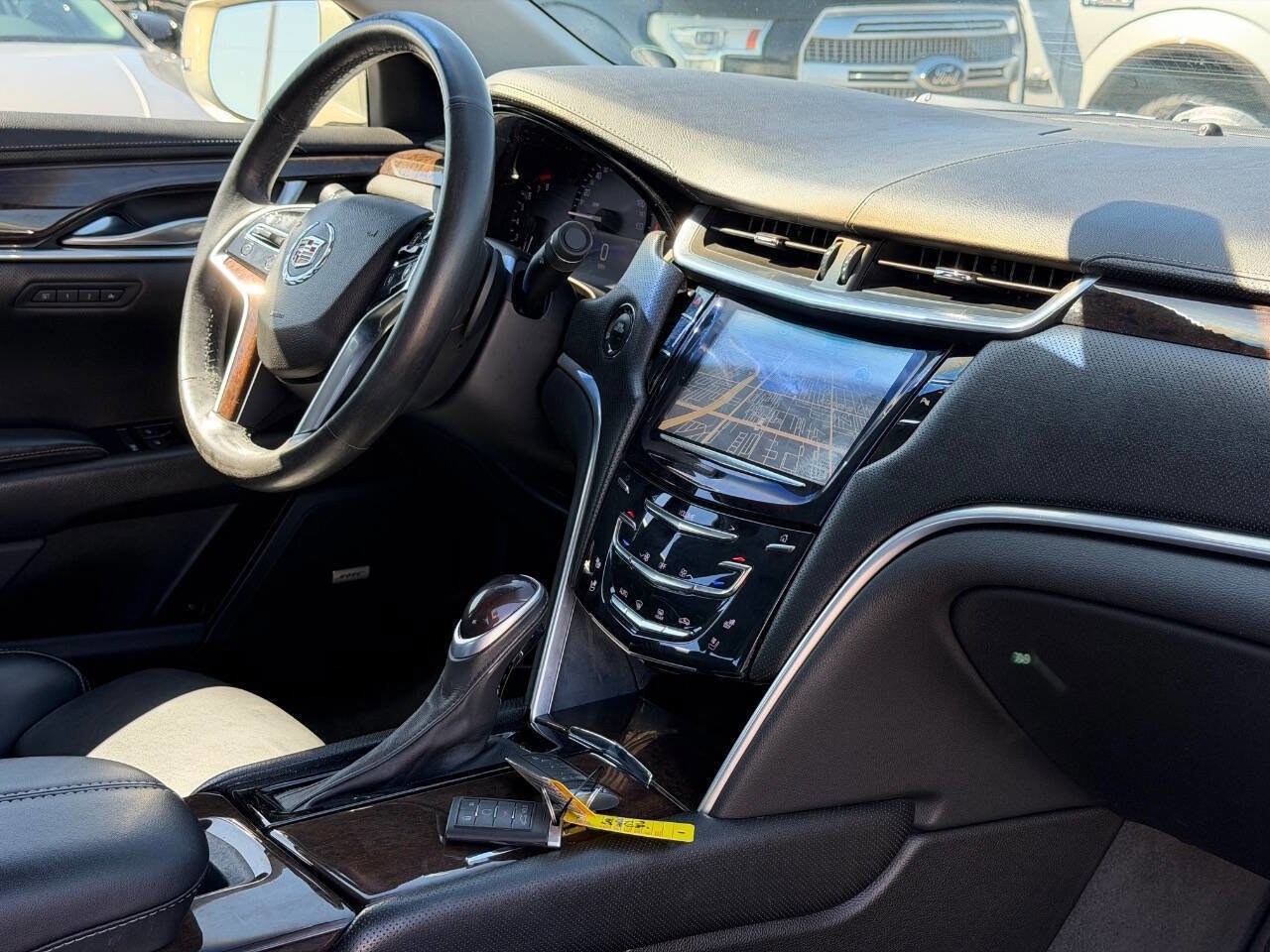 Used 2014 Cadillac XTS Luxury AWD/4WD image 28