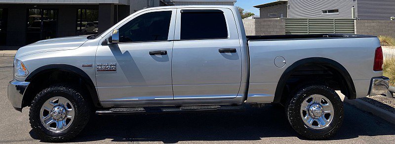Used 2018 RAM 2500 Tradesman w/ Chrome Appearance Group image 8
