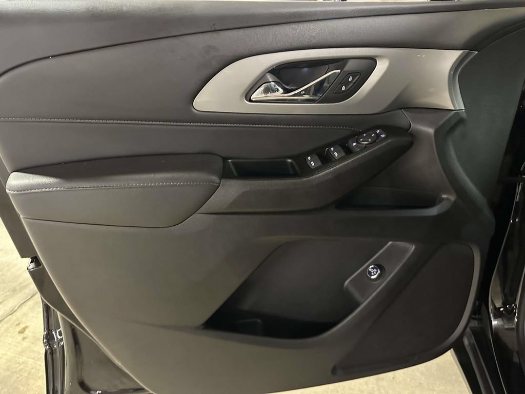 Certified 2023 Chevrolet Traverse LT AWD/4WD image 20