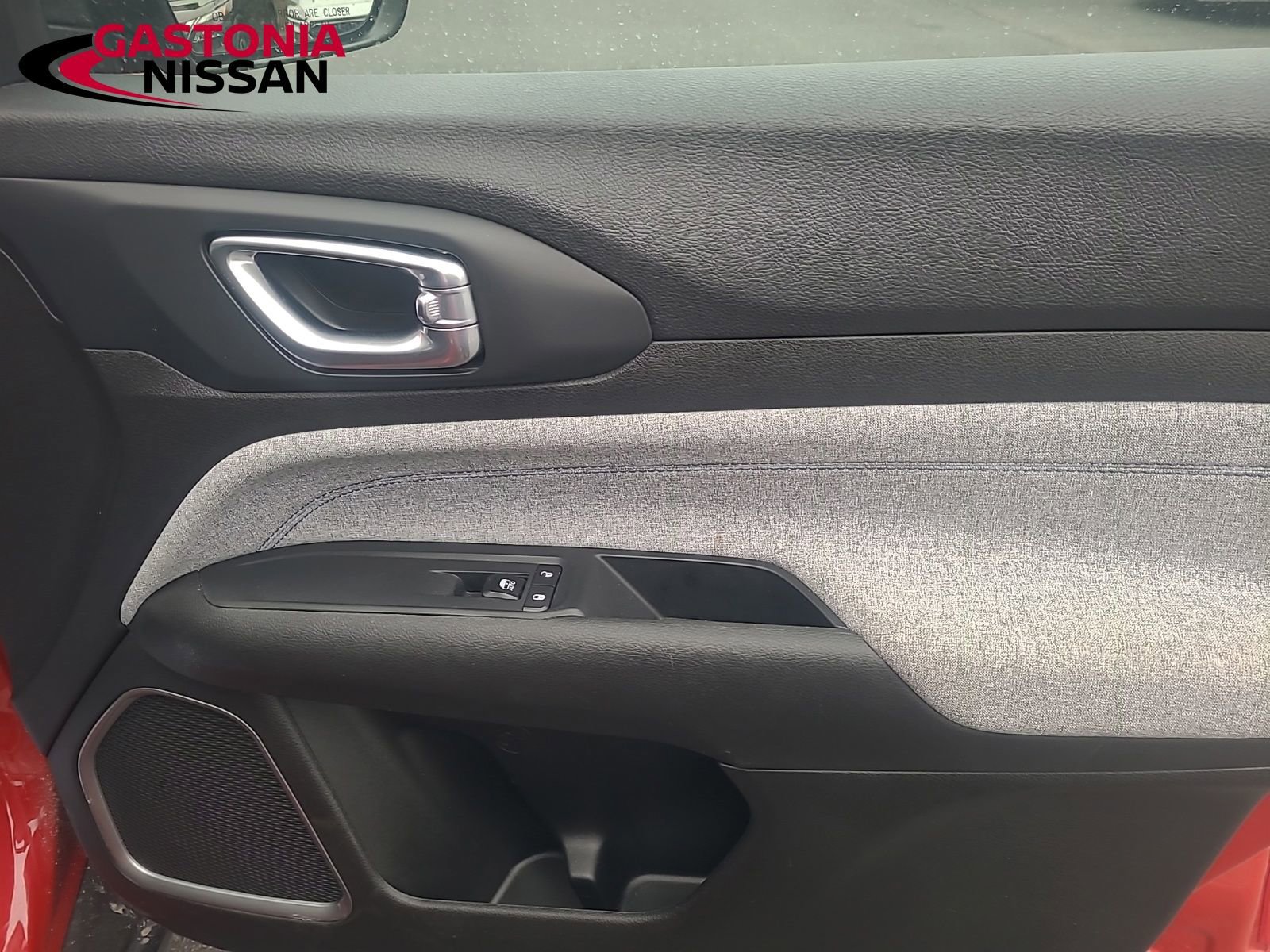 Used 2024 Jeep Compass Latitude image 41