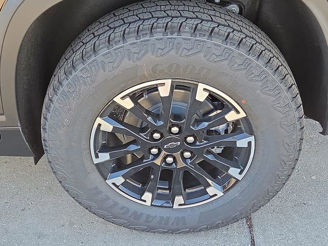 New 2026 Chevrolet Traverse Z71 w/ Enhanced Driving Package image 7