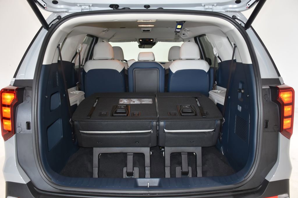 New 2026 Kia Carnival EX image 30