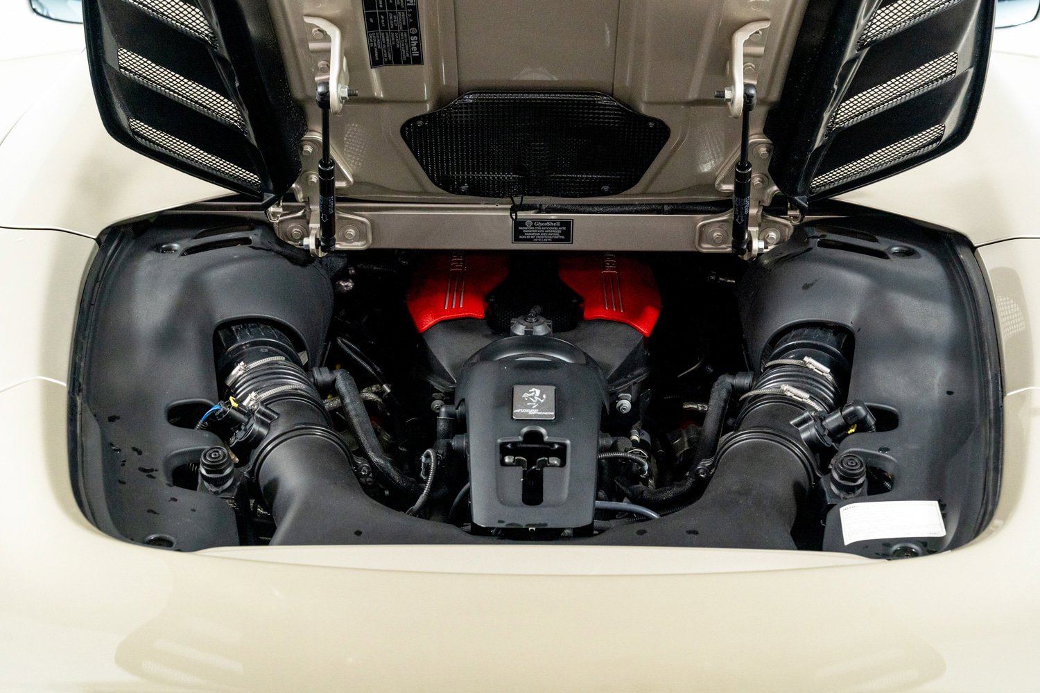 Used 2018 Ferrari 488 Spider RWD image 53