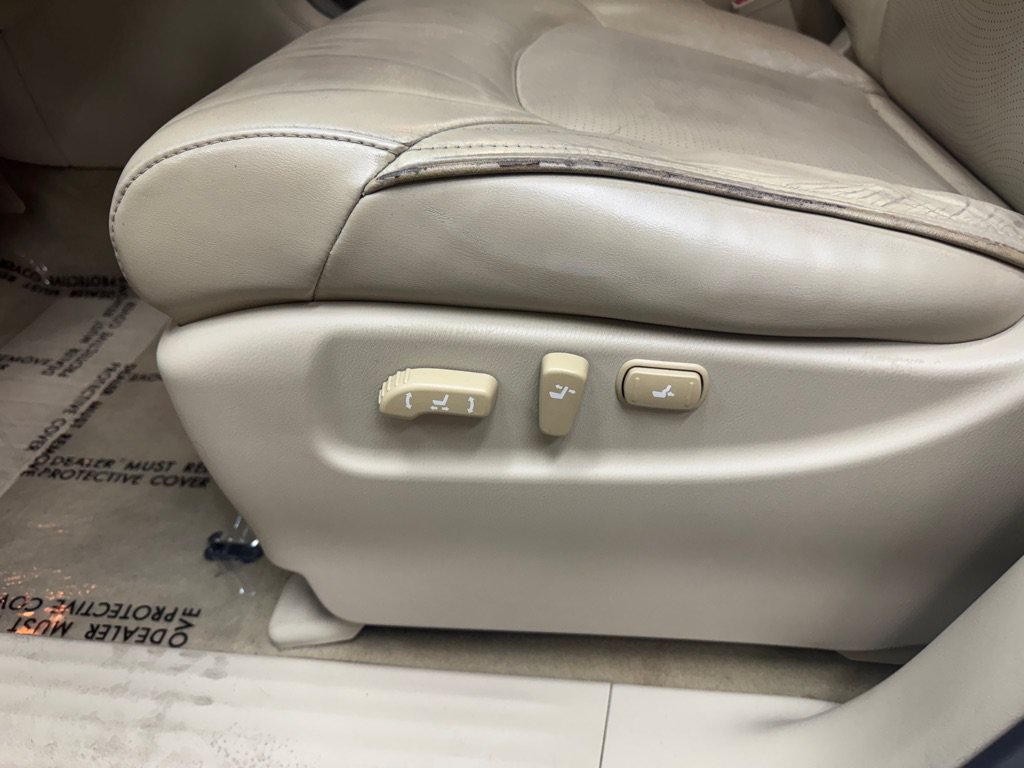 Used 2011 INFINITI QX56 2WD w/ Theater Pkg image 21