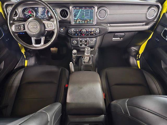 Used 2022 Jeep Wrangler Unlimited Sahara w/ Cold Weather Group AWD/4WD image 17