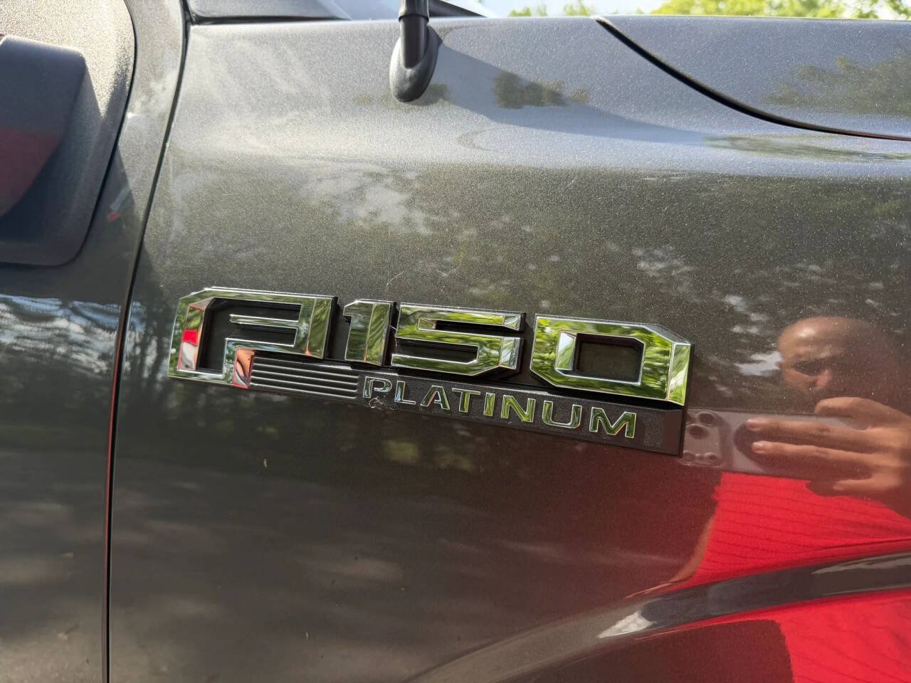 Used 2015 Ford F150 Platinum w/ Equipment Group 701A Luxury AWD/4WD image 80