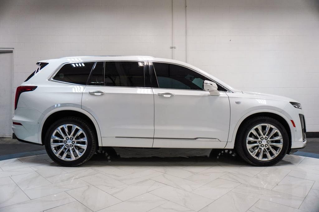 Used 2022 Cadillac XT6 Premium Luxury w/ Technology Package FWD image 25