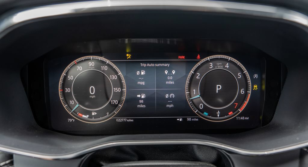 Used 2024 Jaguar F-PACE R-Dynamic S AWD/4WD image 9