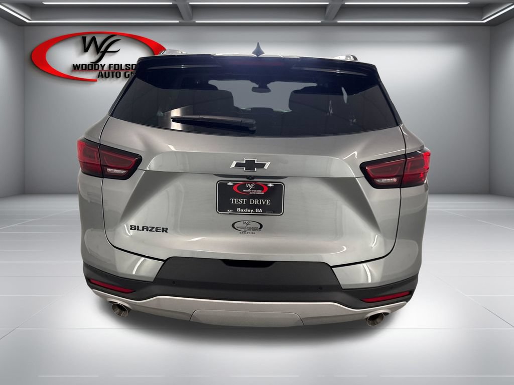 New 2026 Chevrolet Blazer LT w/ Midnight/Sport Edition FWD image 7