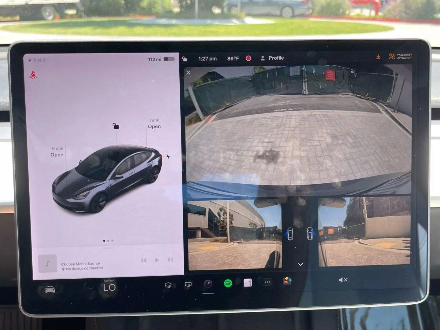 Used 2023 Tesla Model 3 Standard Range image 15